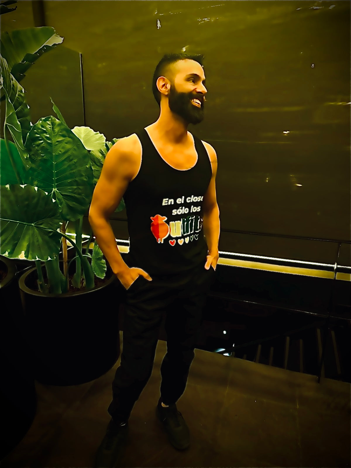 Tank-shirt Outfits