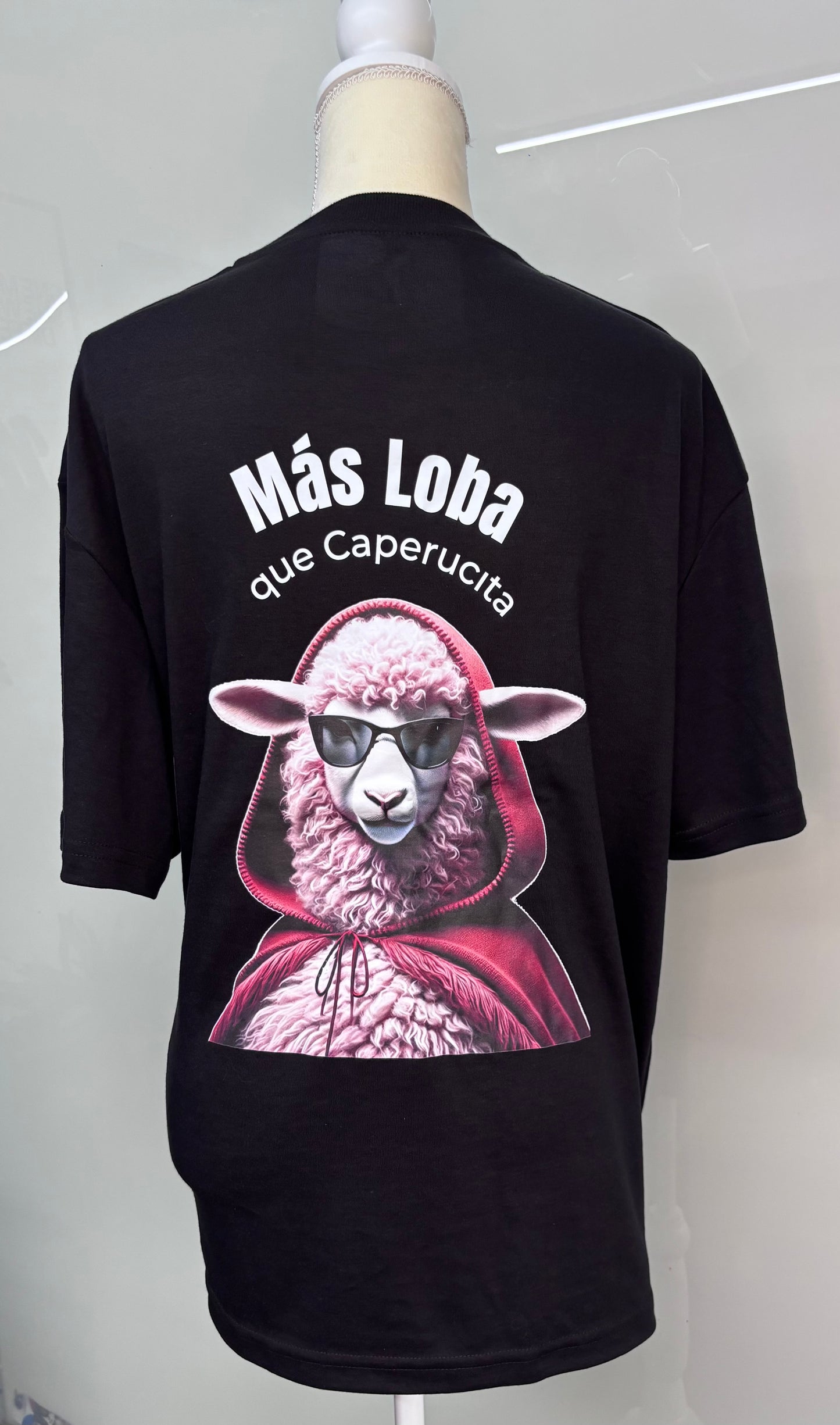 T-shirt Unisex Oversize Caperucita Reloaded