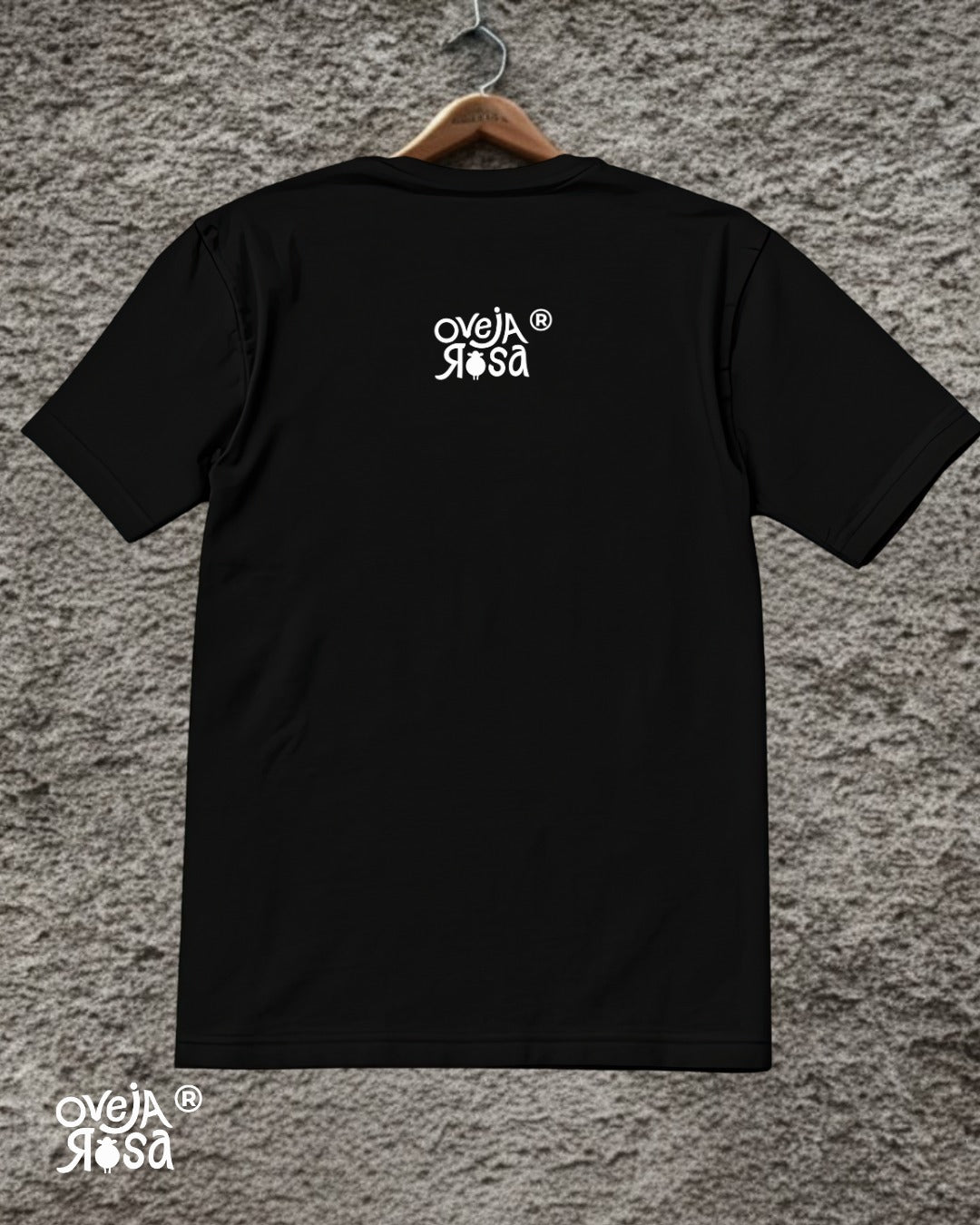 .   Playera - Muñequita pero de nadie juguete